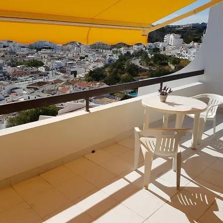 Magnificent View Of The Ocean Under Albufeira's Sun Apartment *